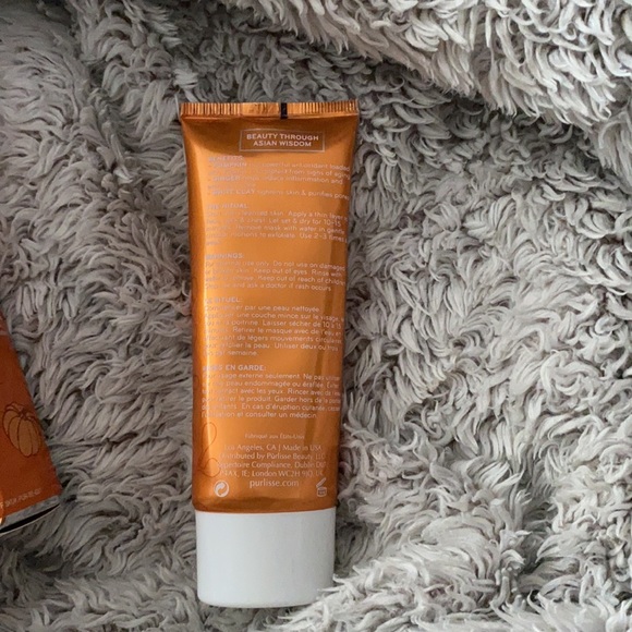 Pūrlisse Pumpkin+Ginger Detoxifying Charcoal Mask - Picture 2 of 5